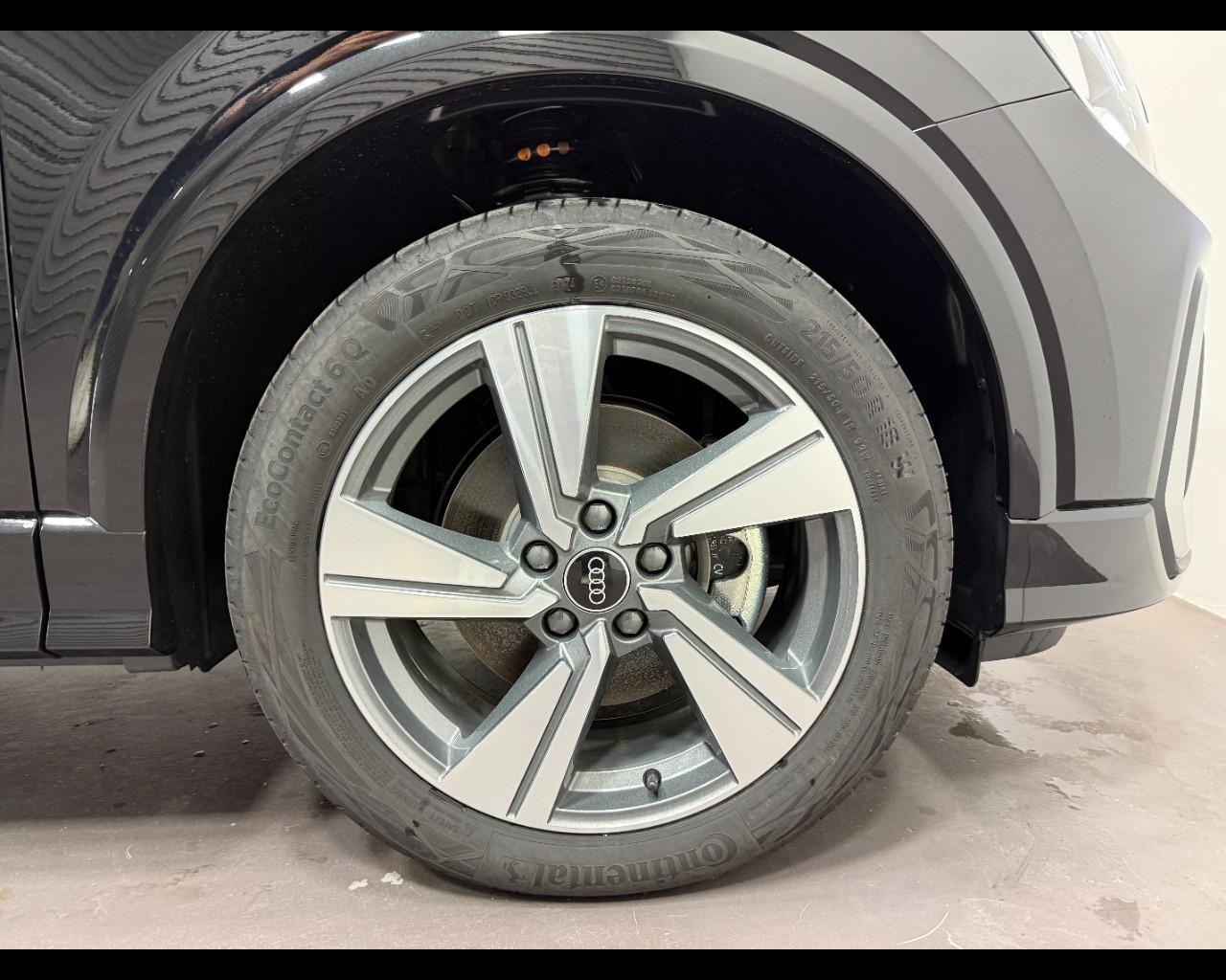 AUDI Q2 35 TDI S TRONIC S LINE