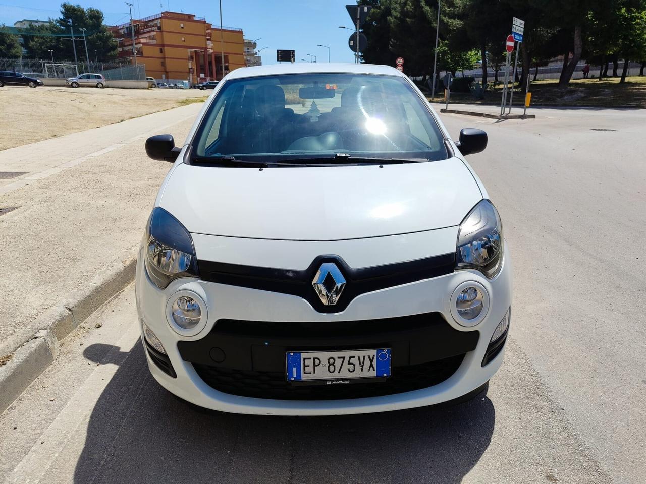 Renault Twingo 1.2 BENZINA 2013!!!