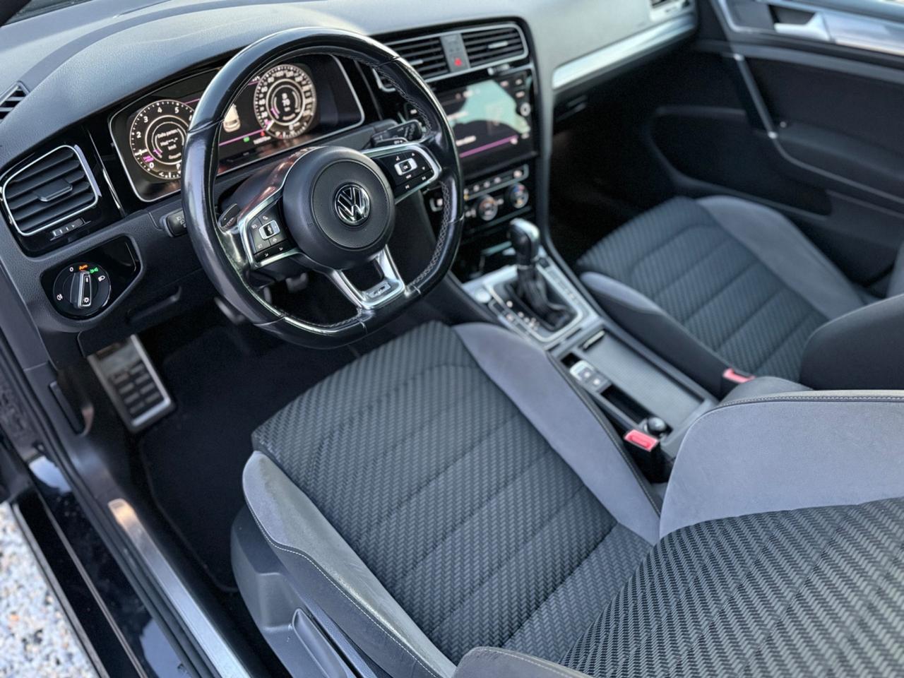 Volkswagen Golf 7.5 R-Line 1.0 TSI Dsg ok Neopatentati