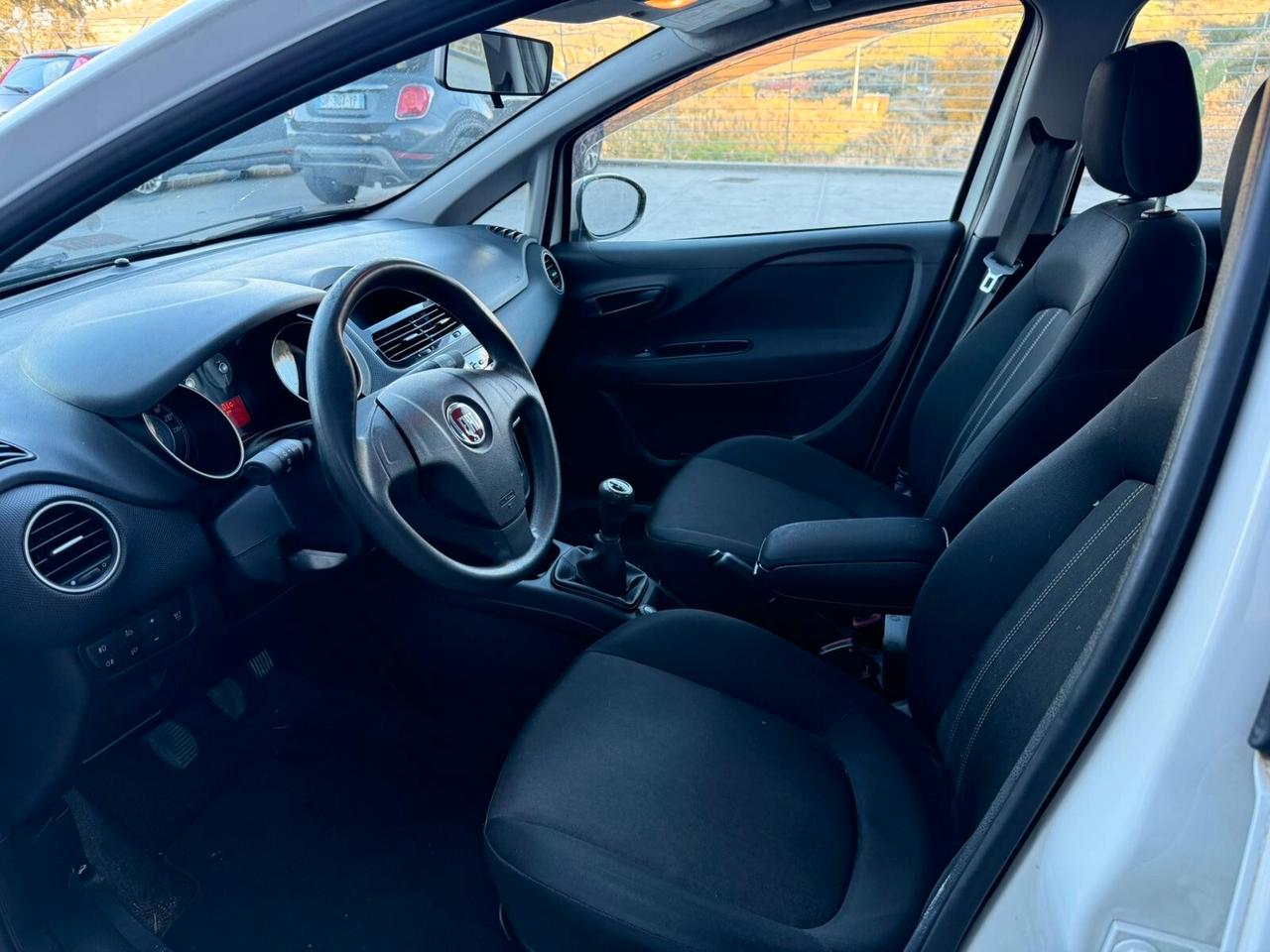 Fiat Punto 1.3 MJT II S&S 95 CV 5 porte Street