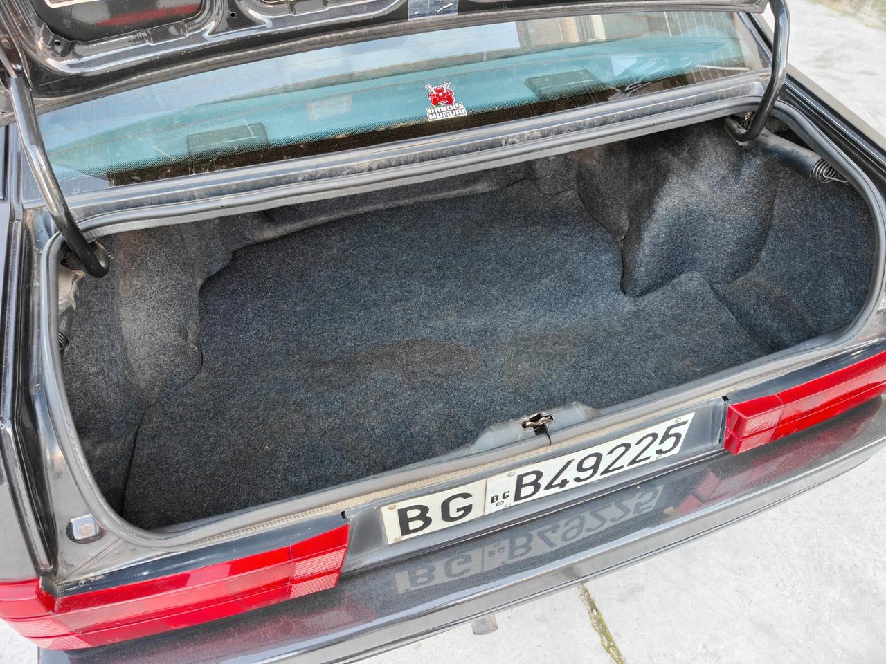 Alfa Romeo 75 motore nuovo