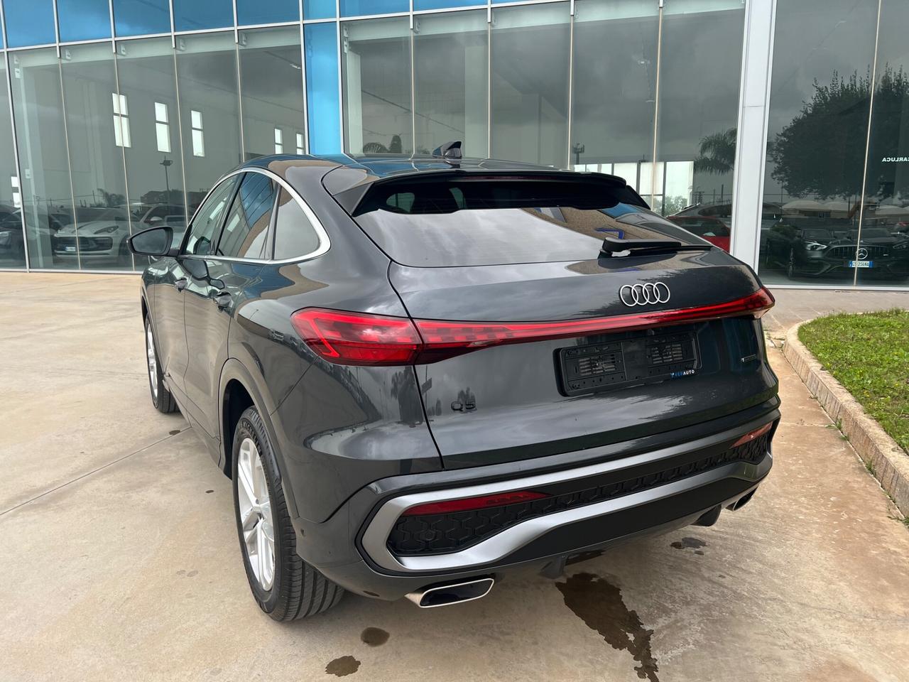 Audi Q5 SPB TFSI Sline 150 kW S tronic quattro Possibilità noleggio no scoring