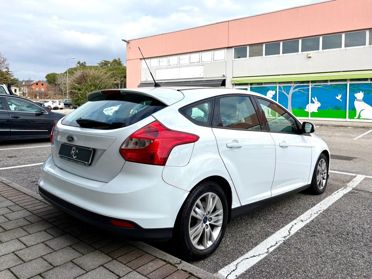 Ford Focus 1.6 TDCi (110CV) 5p. Tit. DPF