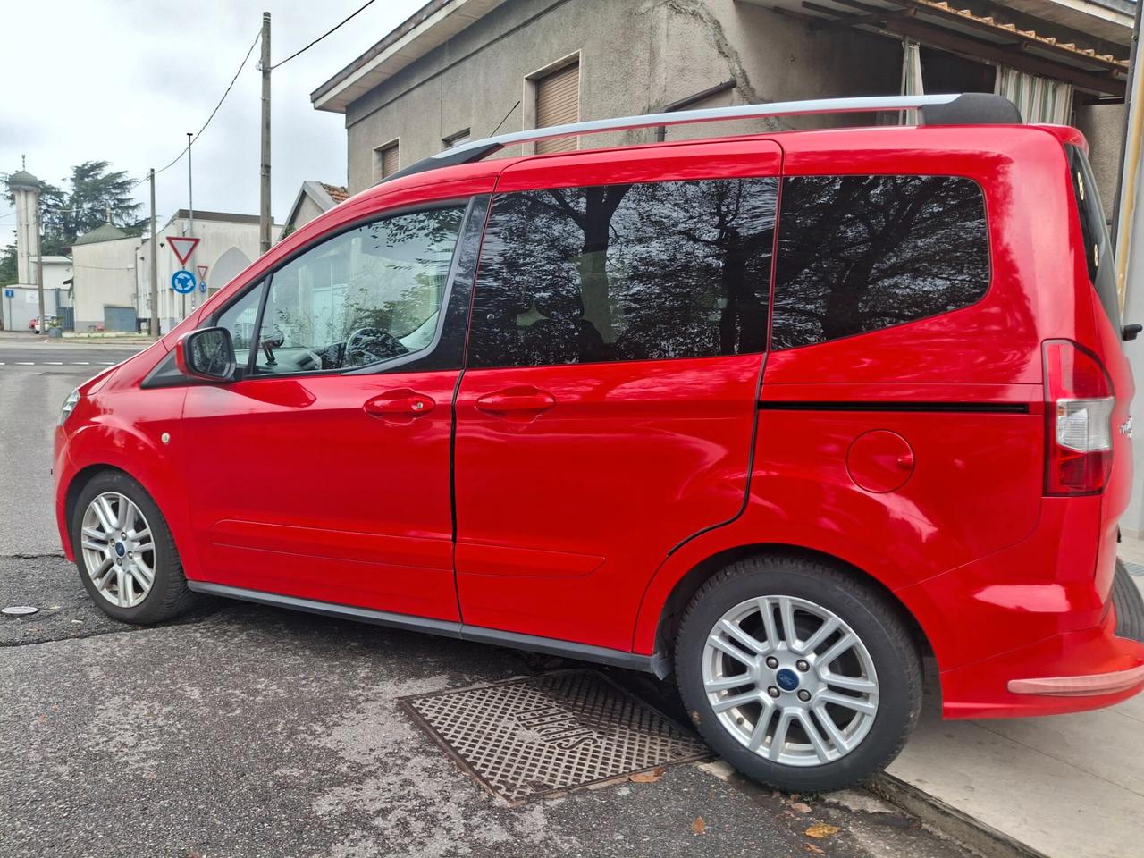 Ford Tourneo Courier 1.0 EcoBoost 100 CV Plus