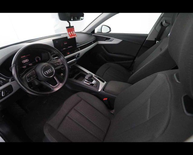 AUDI A4 Avant 35 TFSI S tronic Business Advanced