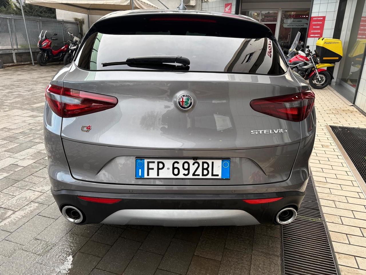 Alfa Romeo Stelvio 2.2 Turbodiesel 210 CV AT8 Q4 Executive