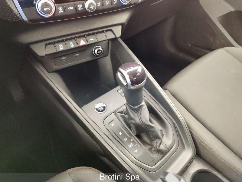 Audi A1 allstreet 30 TFSI S tronic Identity Contrast
