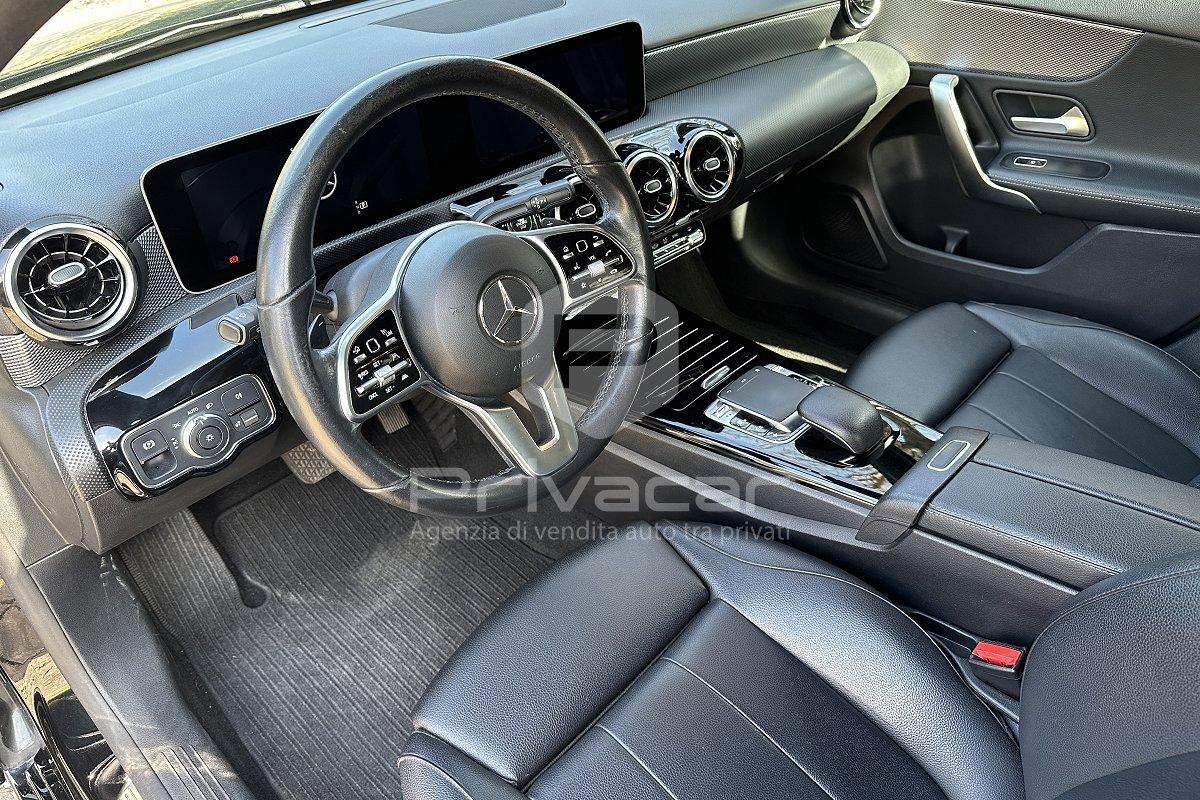 MERCEDES A 180 d Automatic Business