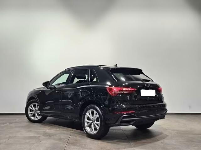 Audi Q3 35 TFSI S line edition