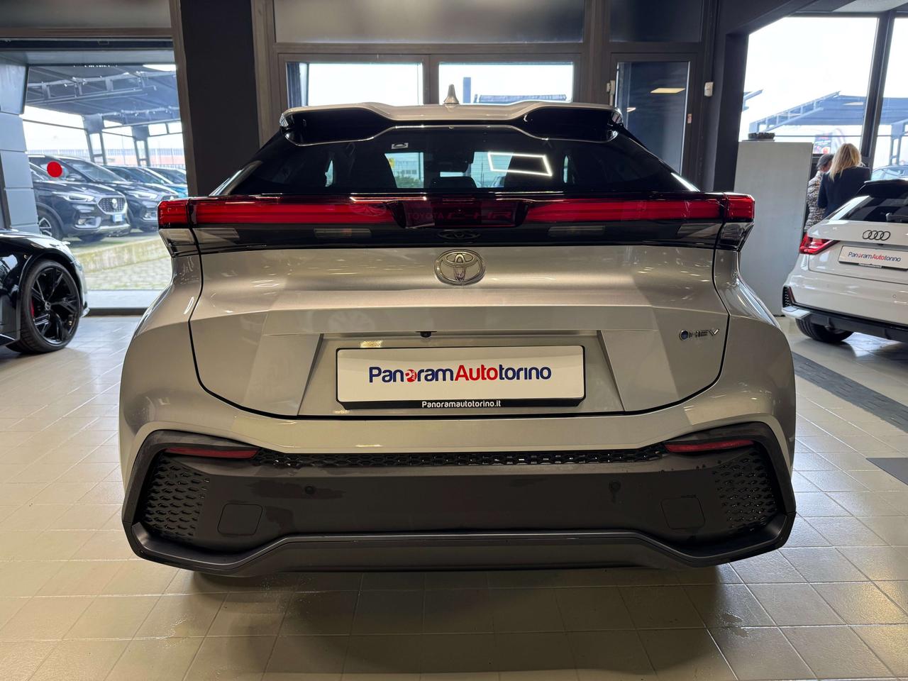 Toyota C-HR 1.8 HV Trend Pari al nuovo!