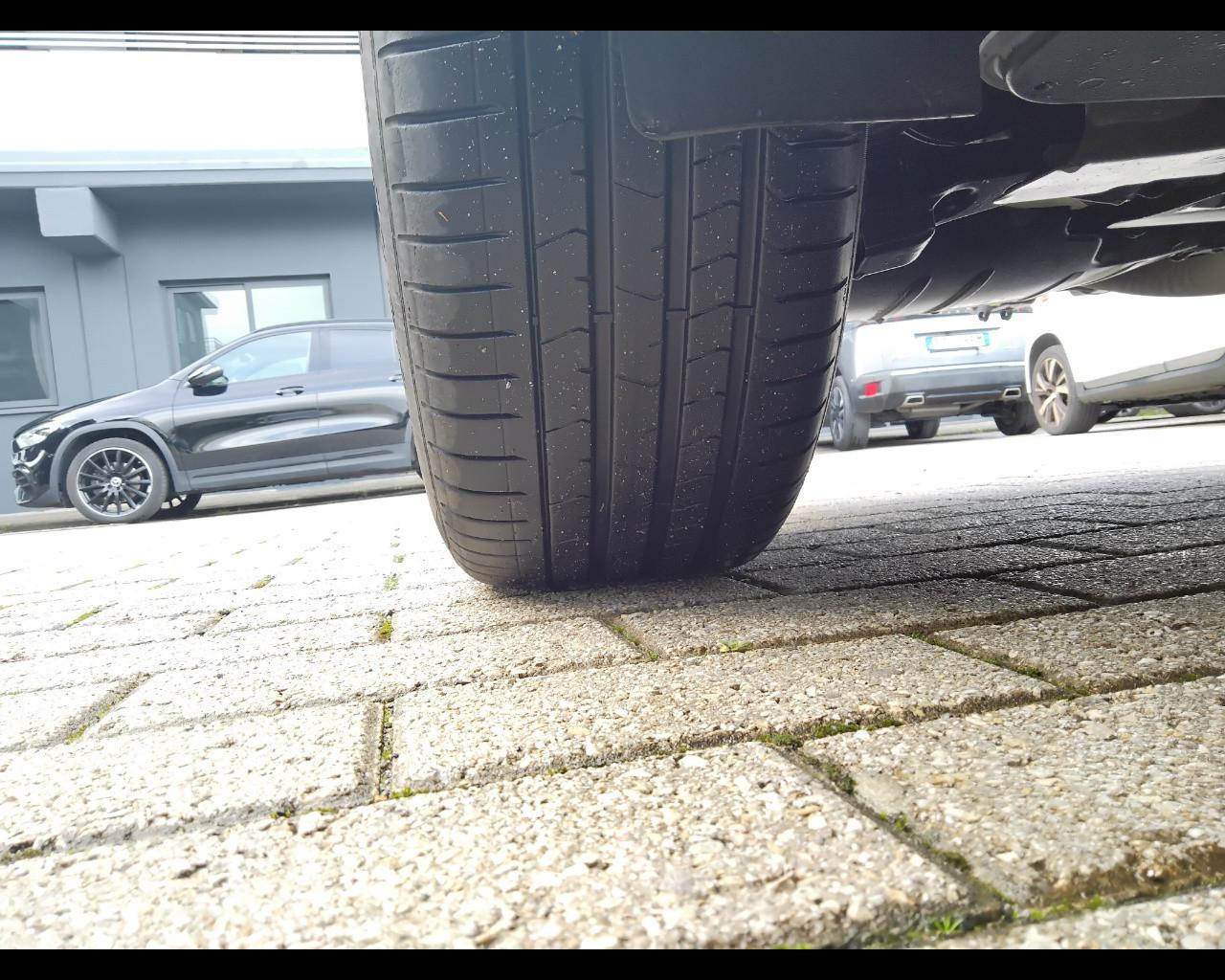 Mercedes-Benz GLB - X247 2019 - GLB 200 d Premium auto