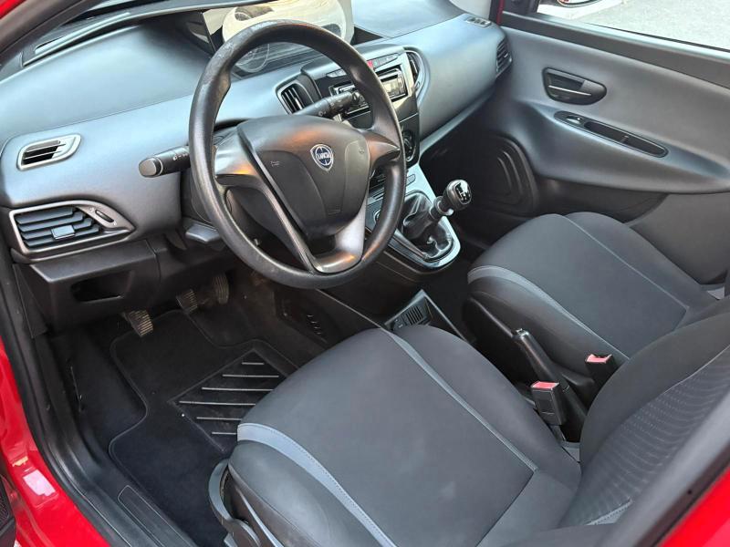 Lancia Ypsilon 5 Porte 1.2 BENZ/GPL Gold 69cv OK NEOPATENTATI