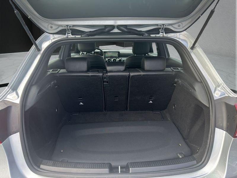 Mercedes-Benz Classe A A 180 d Sport auto
