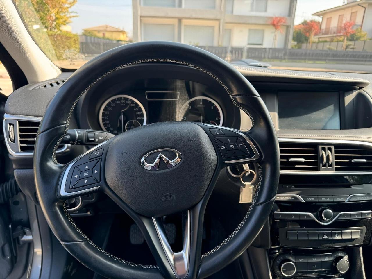 Infiniti Q30 1.5 diesel Premium Tech