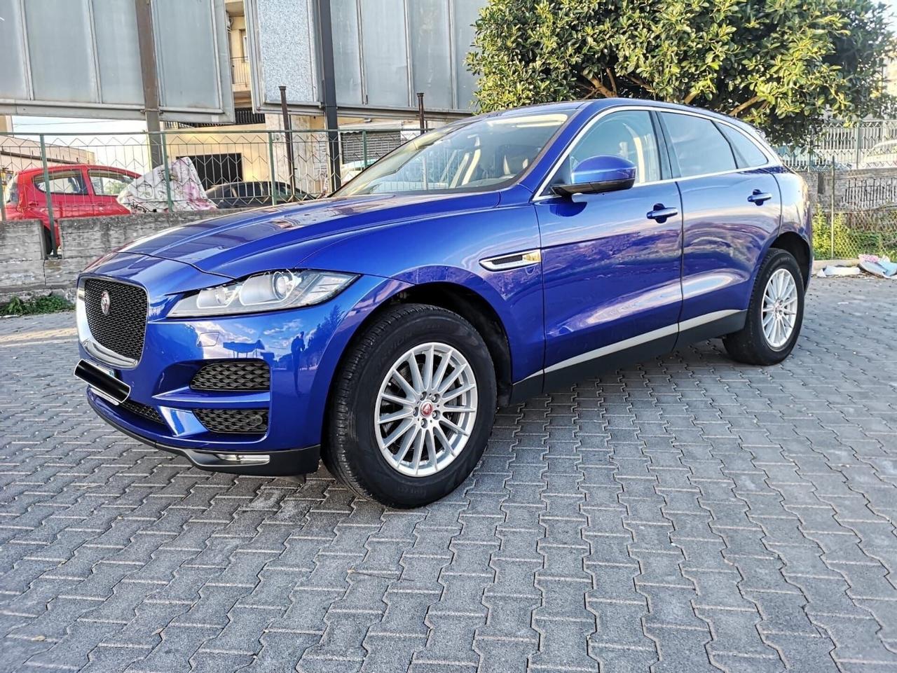 Jaguar F-Pace 2.0 D 163 CV Portfolio