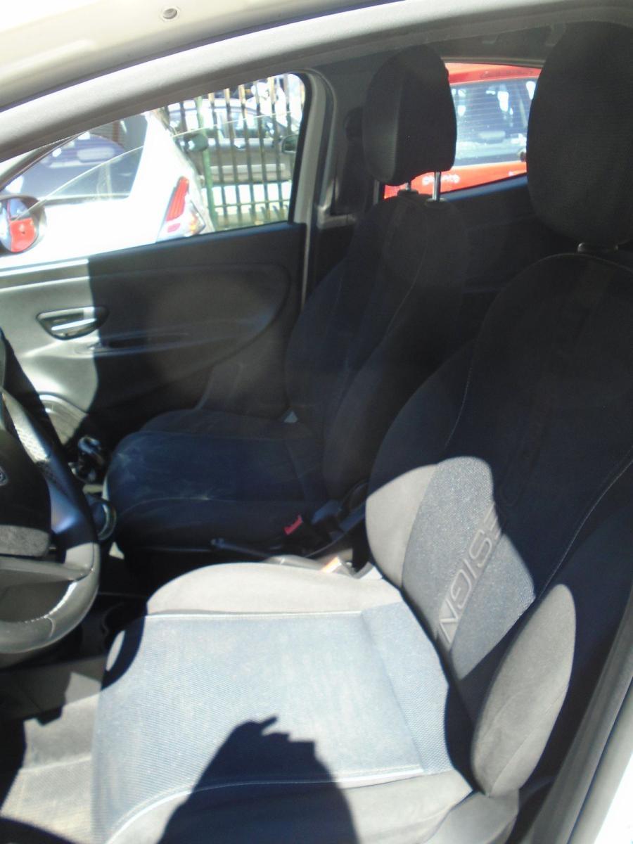 Ypsilon'15 1.2 8V S Momodes. 87000 km E6 OK NEOP
