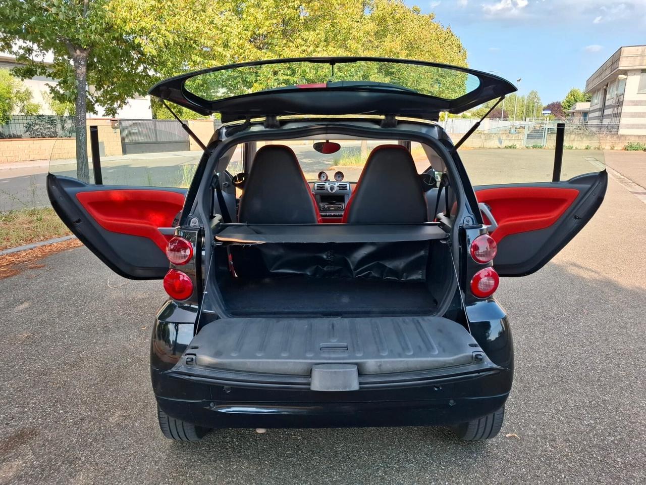 Smart ForTwo 1000 benzina SOLAMENTE 82.000 KM