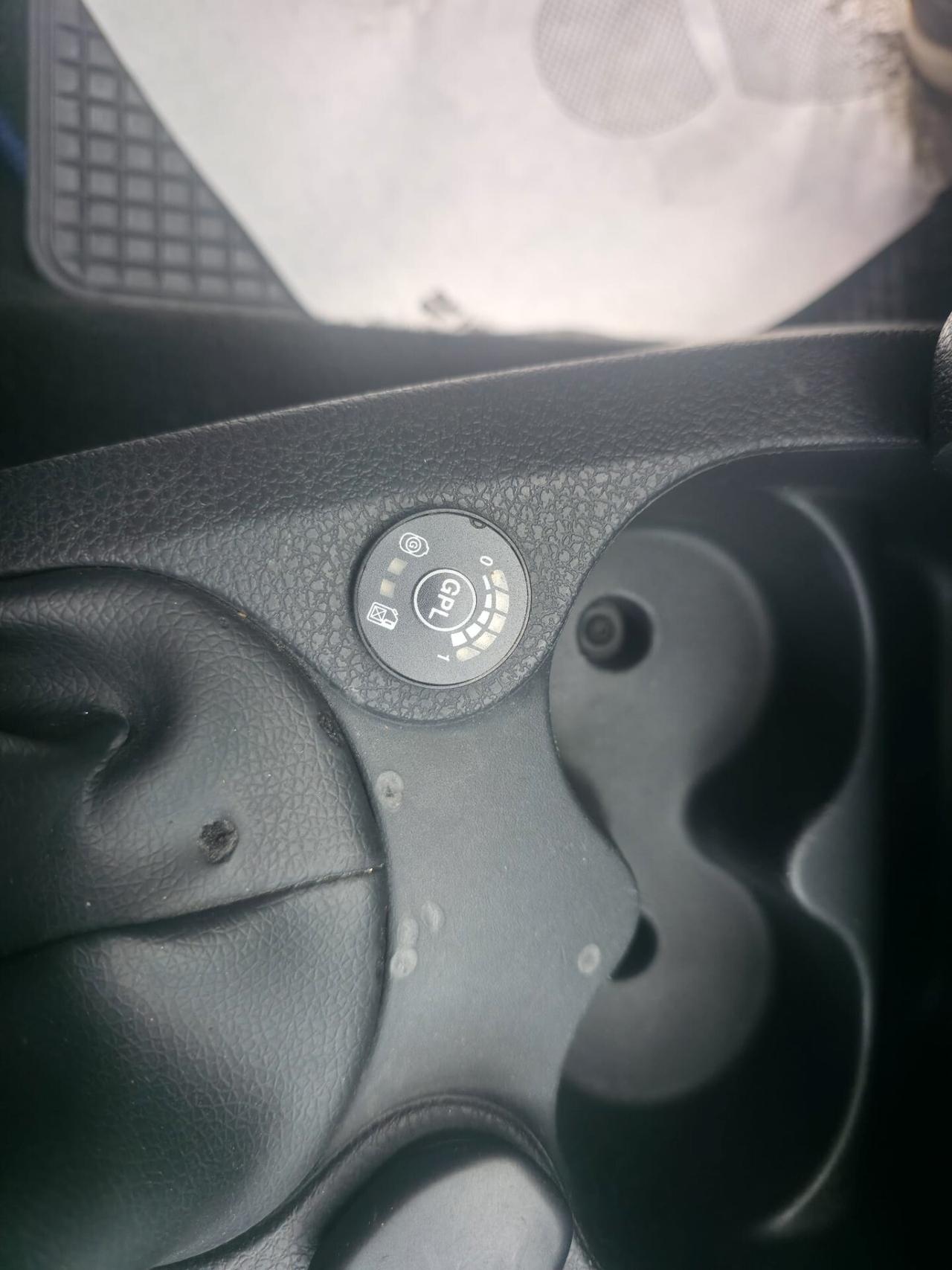 Dacia Sandero 0.9 TCe 12V TurboGPL 90CV Start&Stop Ambiance