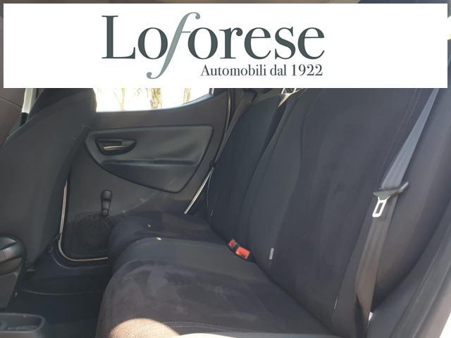 LANCIA Ypsilon 1.2 69 CV 5 porte Gold