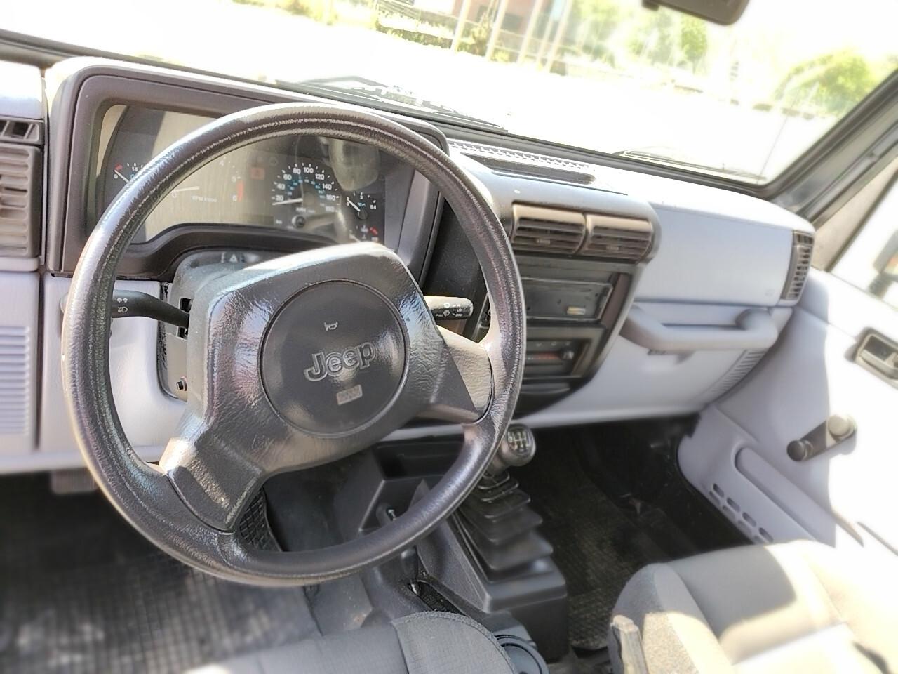 Jeep Wrangler 2.5 cat Soft top 4 posti