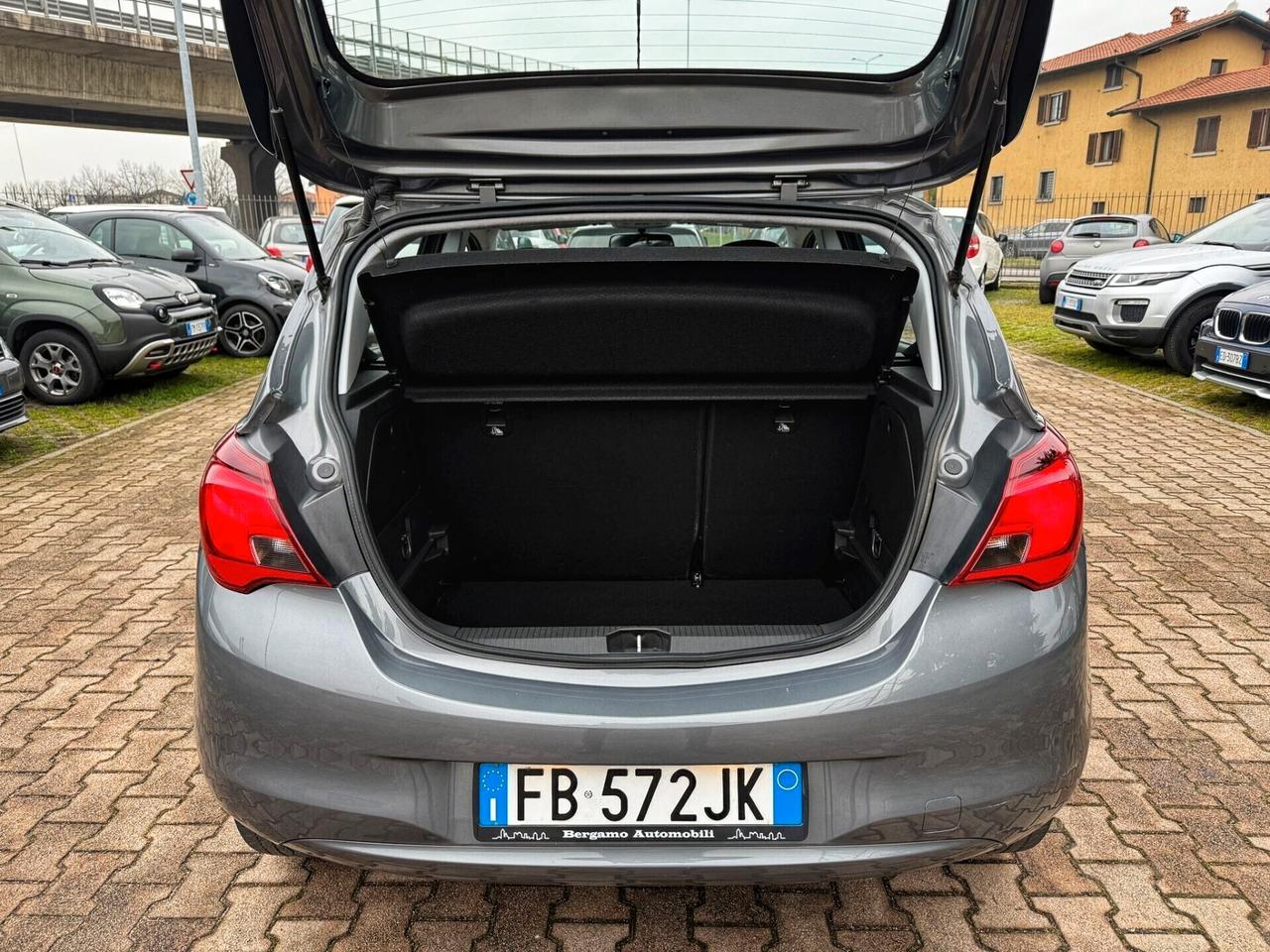 Opel Corsa 1.4 90CV GPL Tech 5 porte OK NEOPATENTATI