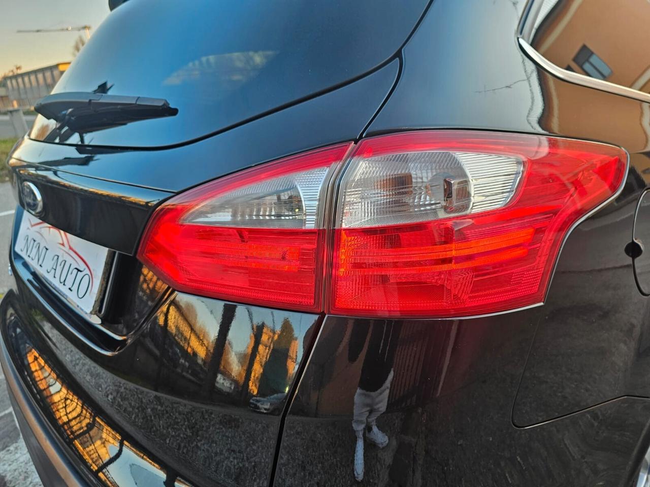 Ford Focus 1.6 TDCi 115cv Sw Titanium*Navi*Euro5*Unipro*