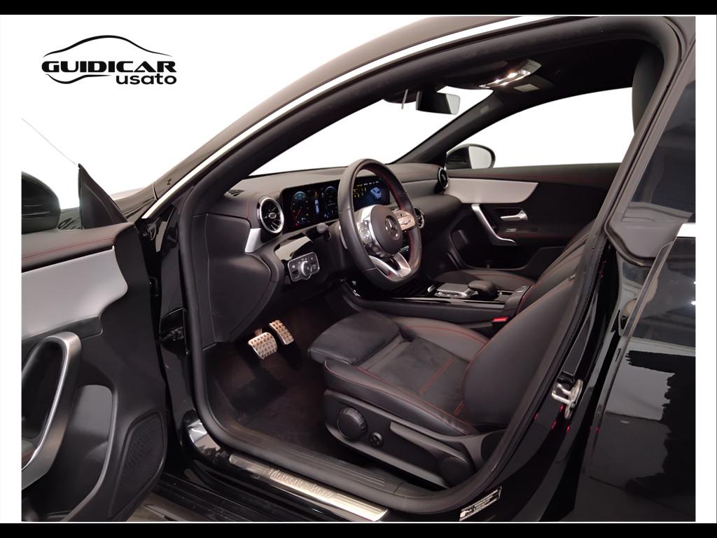 Mercedes-Benz CLA Sh.Brake - X118 - CLA Shooting Brake 200 d Premium 4mati