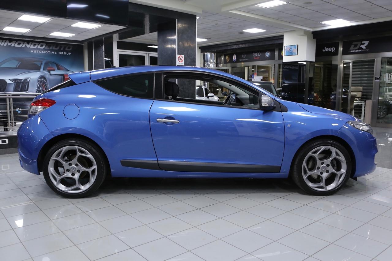 Renault Mégane Coupé 2.0 dCi 160 CV GT Line
