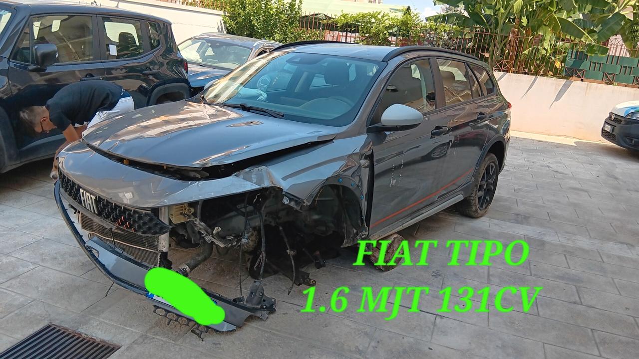 Fiat Tipo Cross incidentata sinistrata mondialcars 023