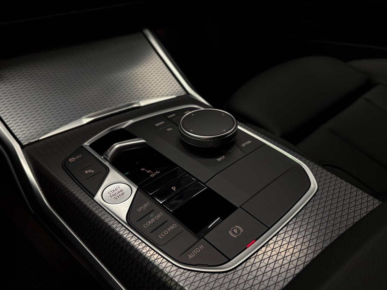 Bmw 320 *M-SPORT*X-DRIVE*INNOVATION PACK