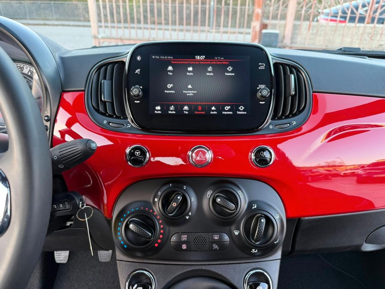 Fiat 500 1.0 70cv Hybrid -RED-