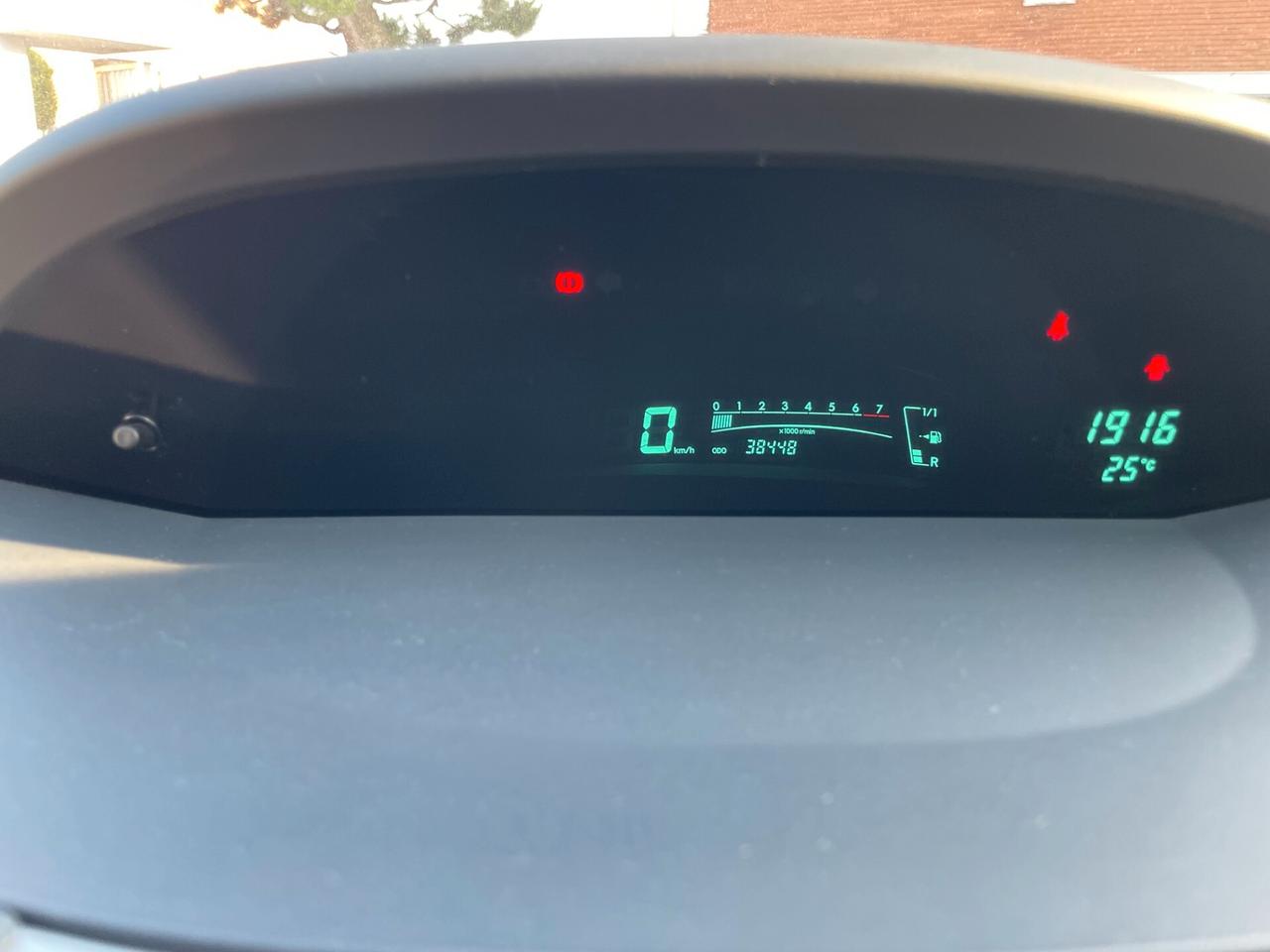 Toyota Yaris 1.3 5 porte Sol KM REALI!!! NEOPATENTATI OK