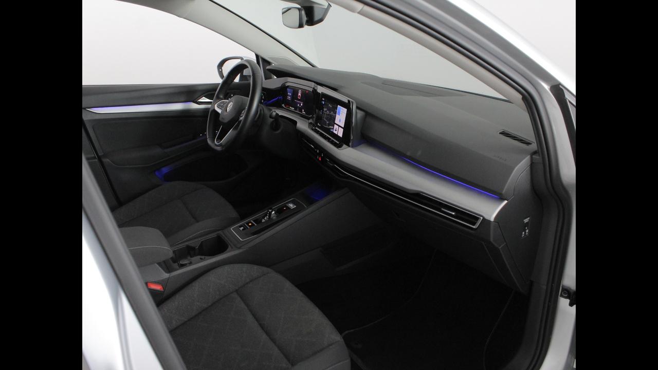 VOLKSWAGEN Golf VIII - Golf 1.0 etsi evo Life 110cv dsg