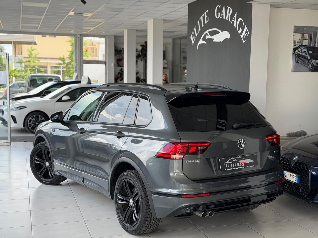 Volkswagen Tiguan 2.0 TDI DSG 4MOTION R-LINE