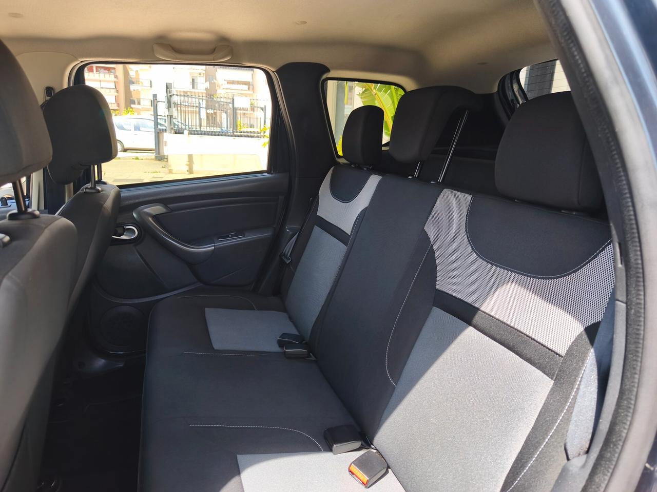 Dacia Duster 1.5 dCi 110CV EDC S&S 4x2 Lauréate