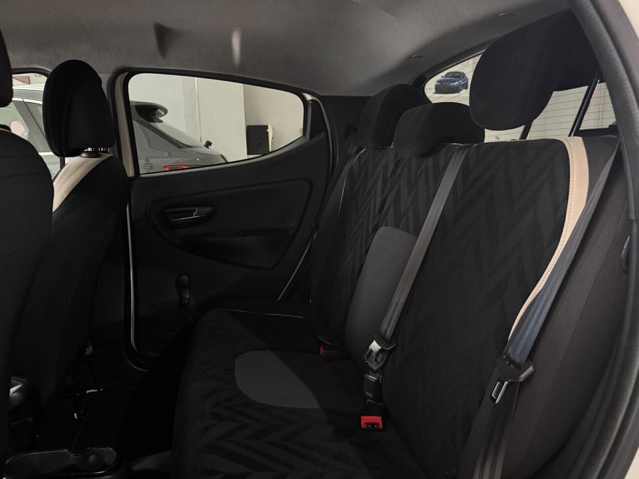 Lancia Ypsilon 1.3 MJT 95 CV 5 porte S&S Gold