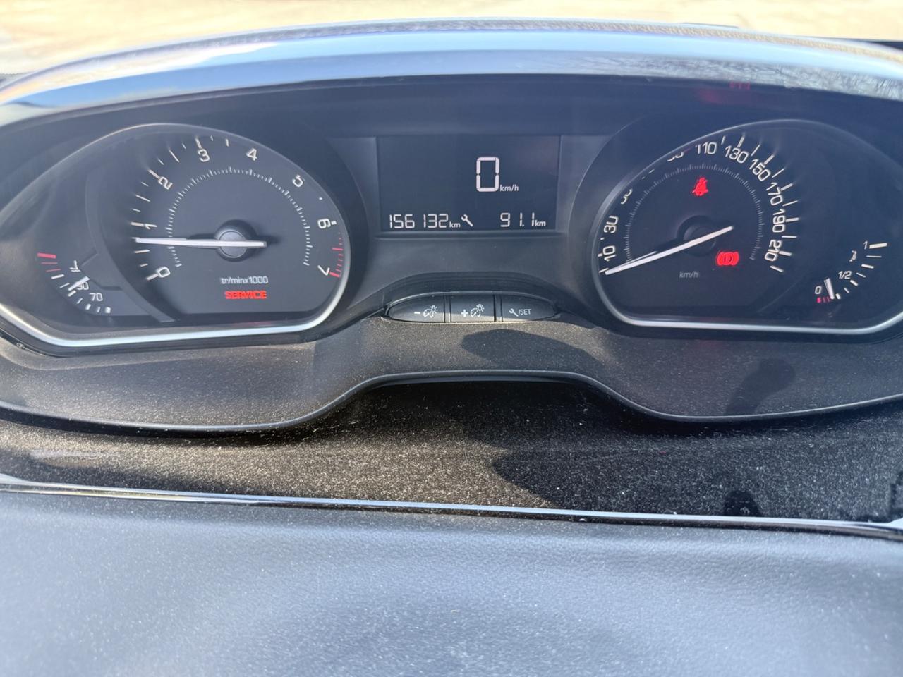 Peugeot 208 PureTech 82 5p. GPL Allure