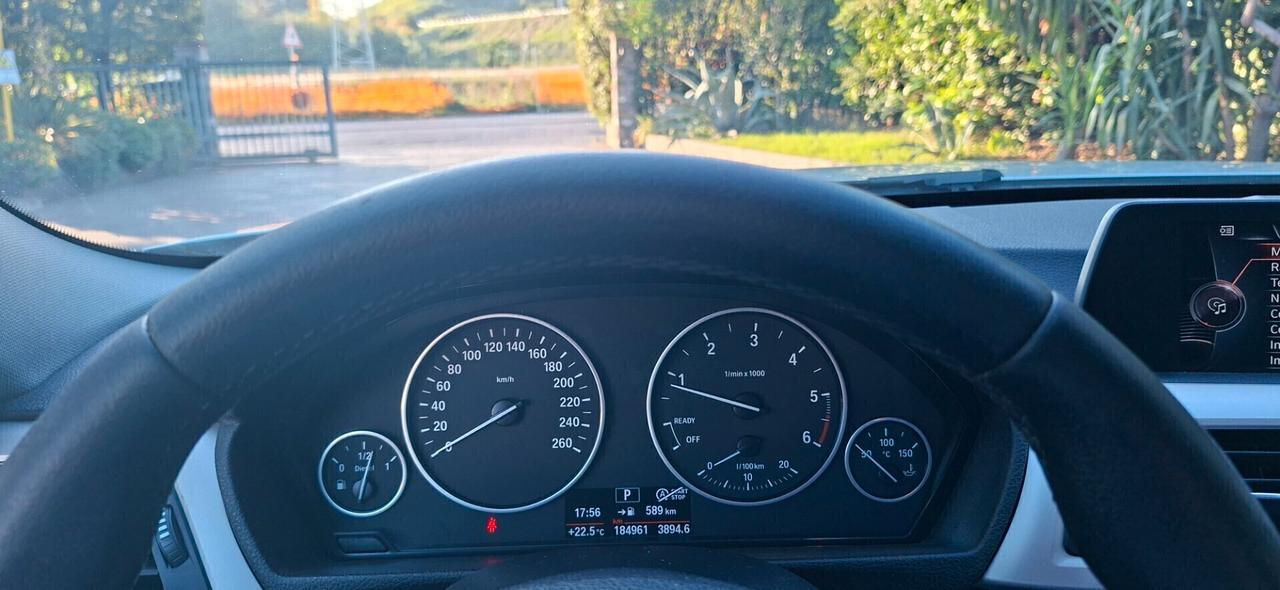 BMW 318D TOURING LUXURU CON CAMBIO AUTOMATICO