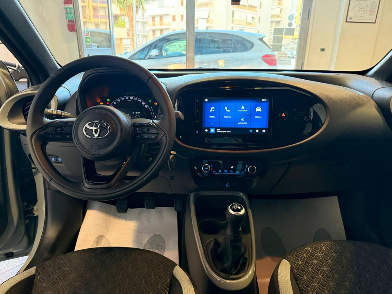 Toyota Aygo X 1.0 VVT-i 72 CV 5 porte Trend