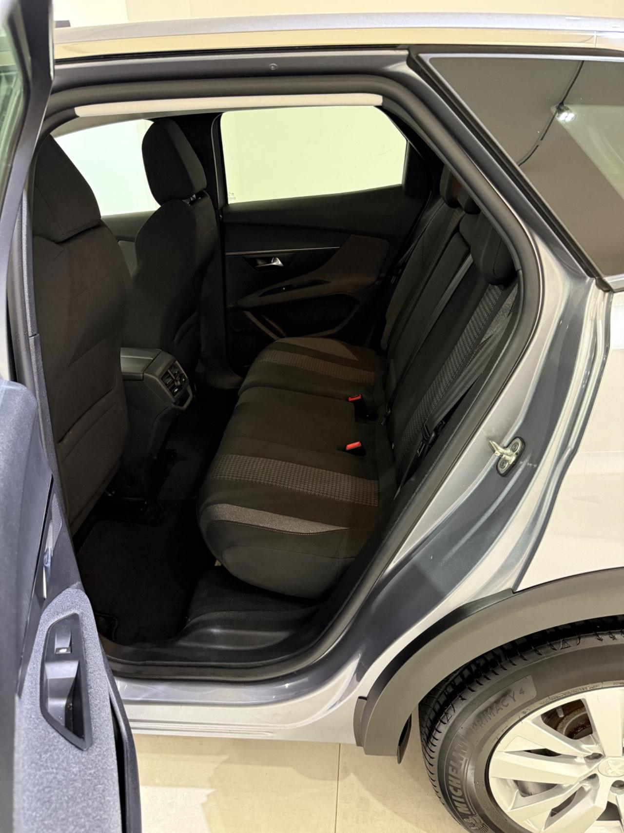 PEUGEOT 3008 BLUEHDi 130 S&S UNICOPROPRIETARIO IVA ESPOSTA