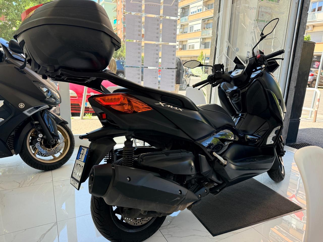 Yamaha X-Max 400 Iron Max Tagliandi Ufficiali