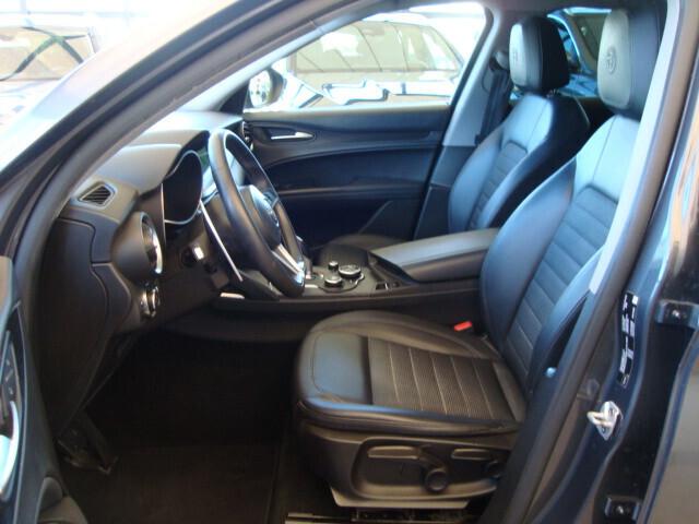 Alfa R. Stelvio 2.2 T.Diesel Executive rwd 190cv AT8 my19