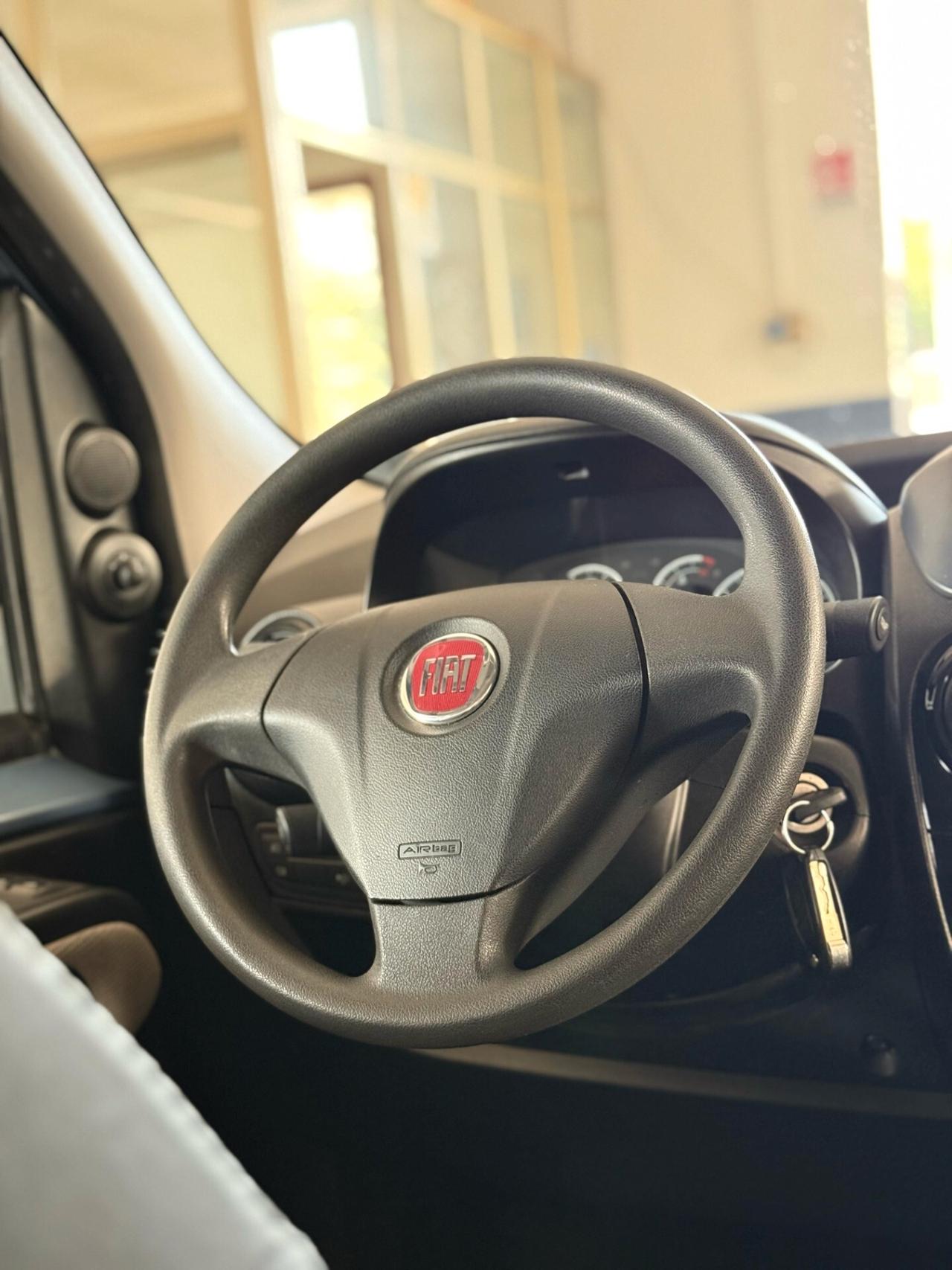 Fiat Qubo 1.3 MJT 95 CV Trekking