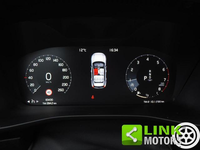 VOLVO XC40 T3 Geartronic Inscription FINANZIABILE