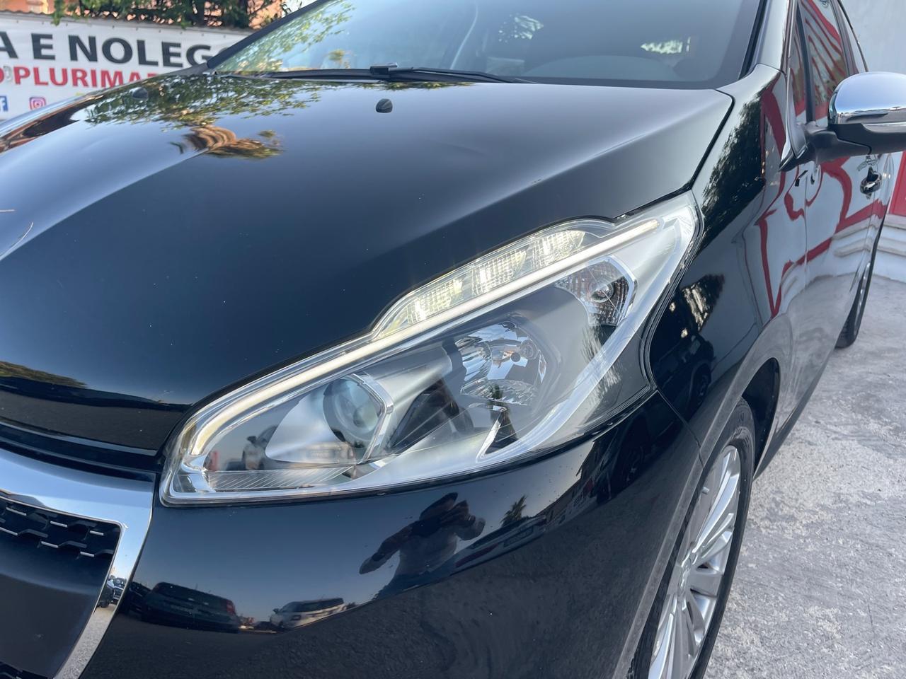 Peugeot 208 Signature 1.2 PureTech 82cv
