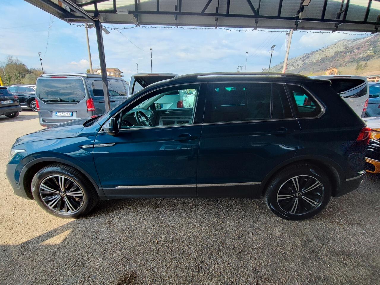 Volkswagen Tiguan 2.0 TDI 150 CV SCR DSG 4MOTION Elegance