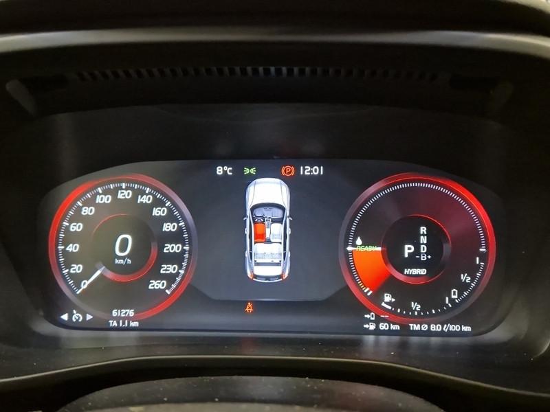 VOLVO XC40 T5 PLUG-IN HYBRID AUTO RECHARGE INSCR. SUV