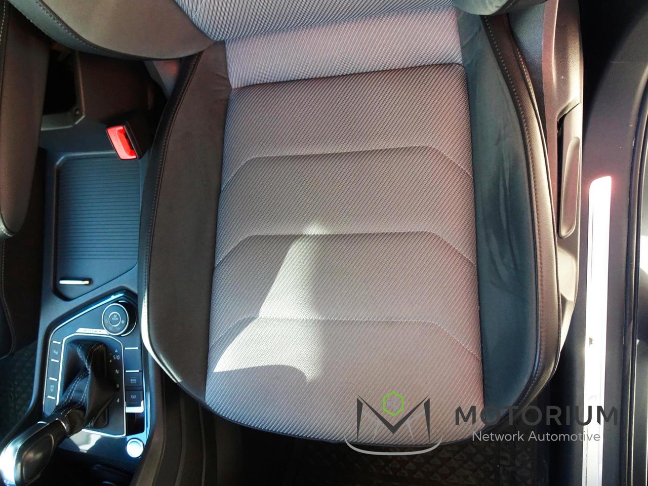 Volkswagen Tiguan 2.0 TDI DSG R-LILE 4MOTION -IMPECCABILE-