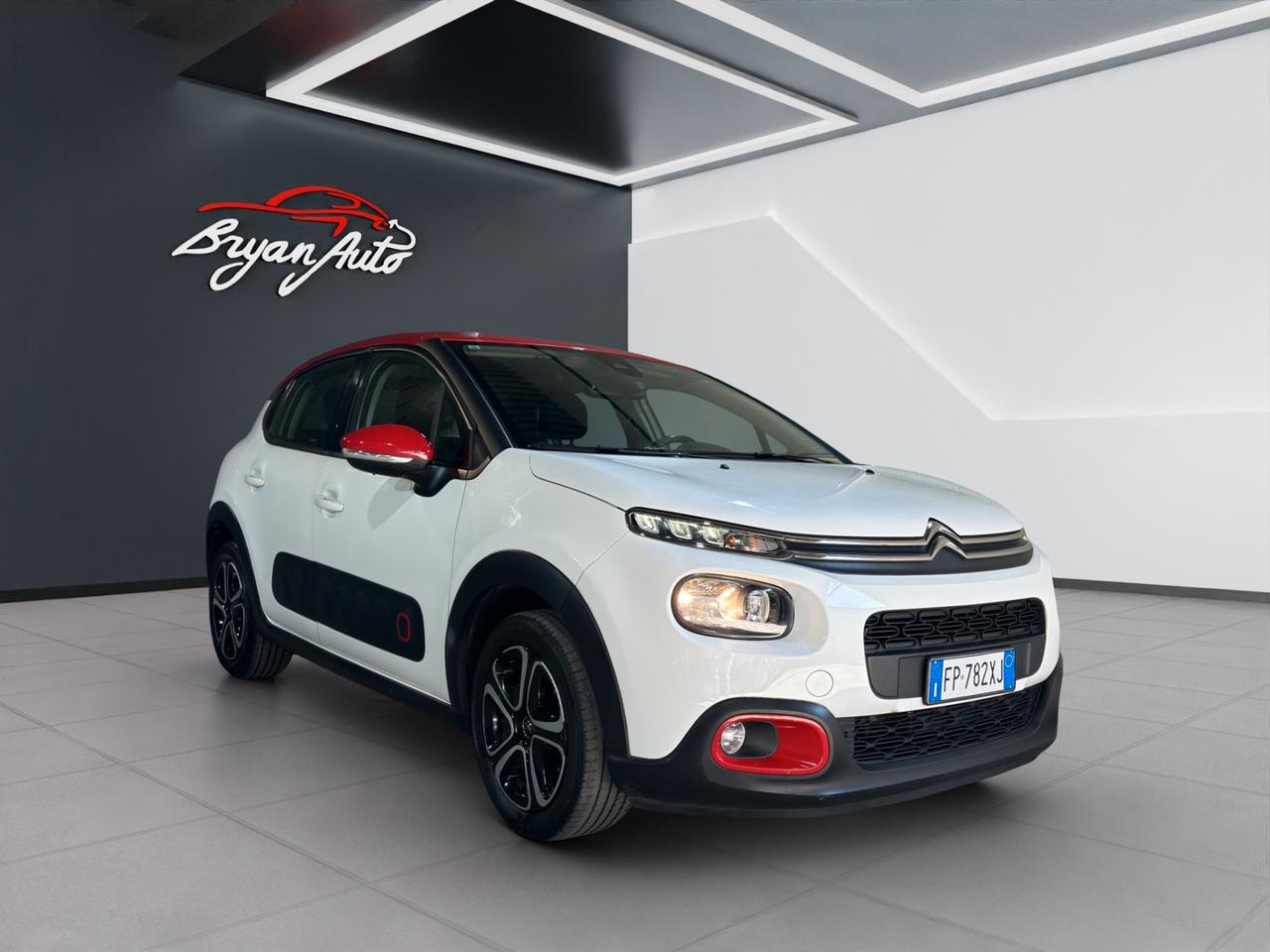 Citroen C3 PureTech 82CV Shine