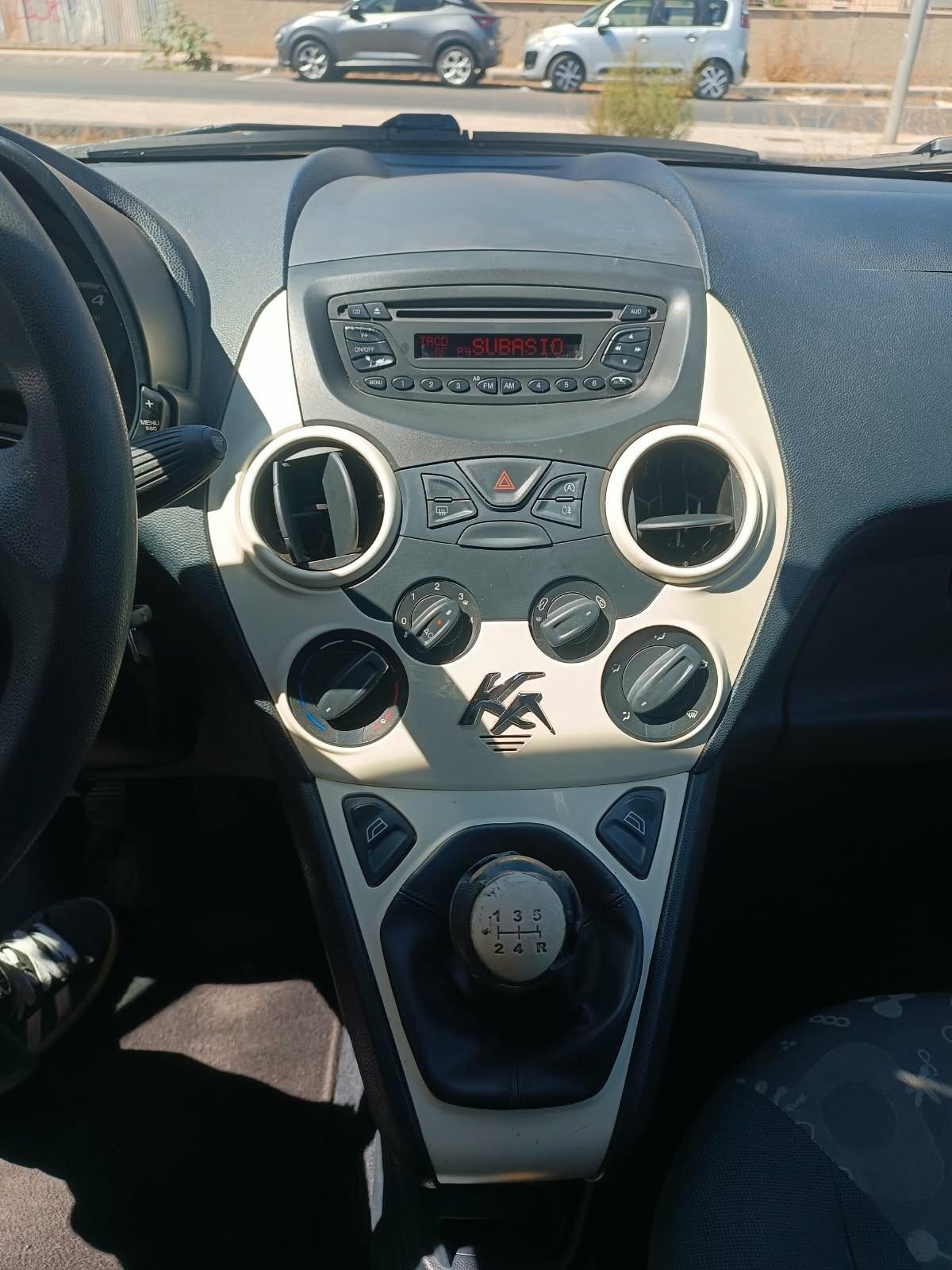 Ford Ka Ka+ 1.2 8V 69CV Titanium